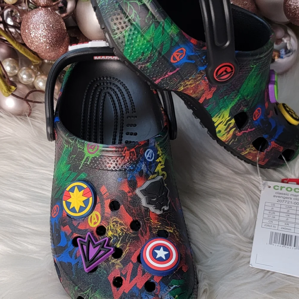 Crocs Unisex-Child Kids' Superhero Clog Brand new